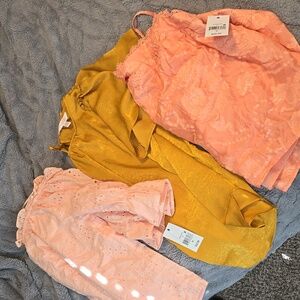 Bundle of medium shirts